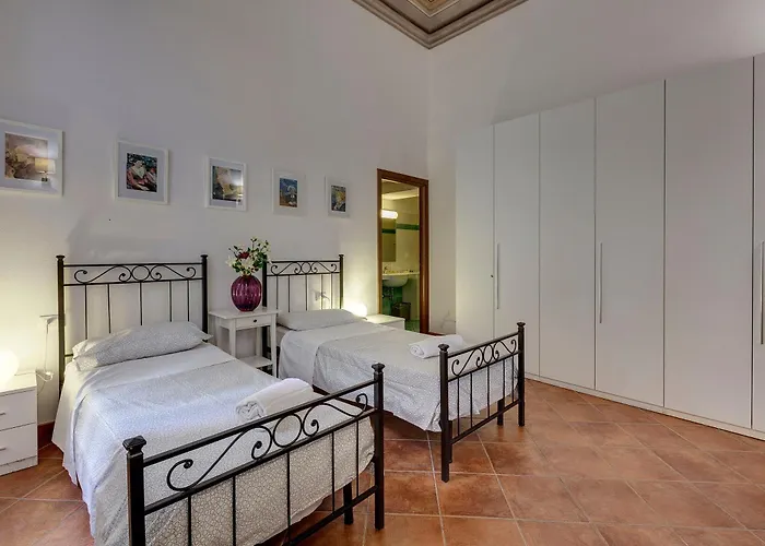 Ricasoli 17 P Appartamento *